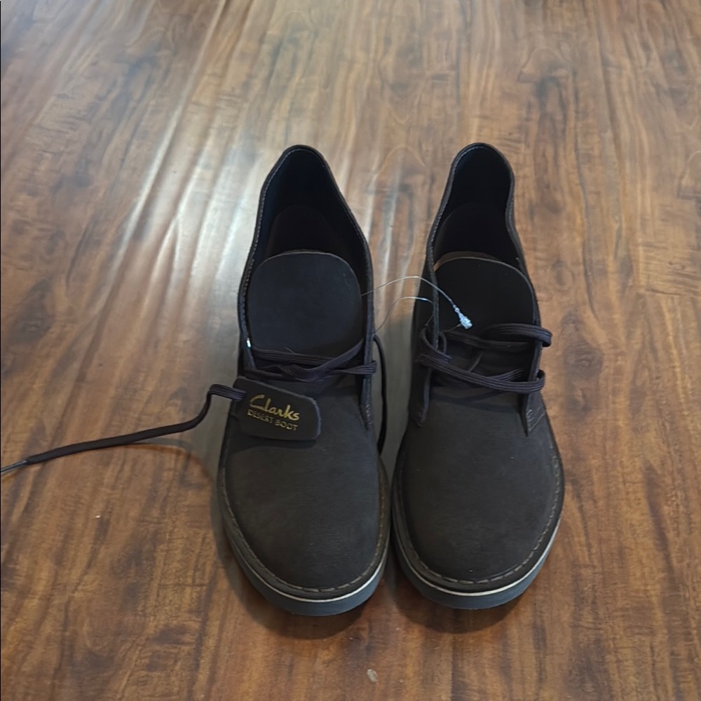 New Clarks Black Chukka Boots with Sleek Minimalist Design